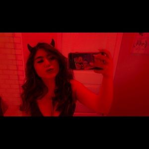 Meet your Posher, Victoria